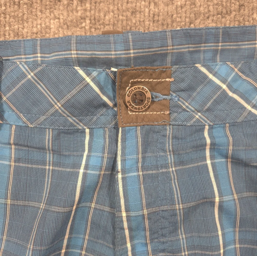 Columbia PFG Men's Blue Plaid Omni-Shield‎ Cargo/Hybrid Shorts Size 36